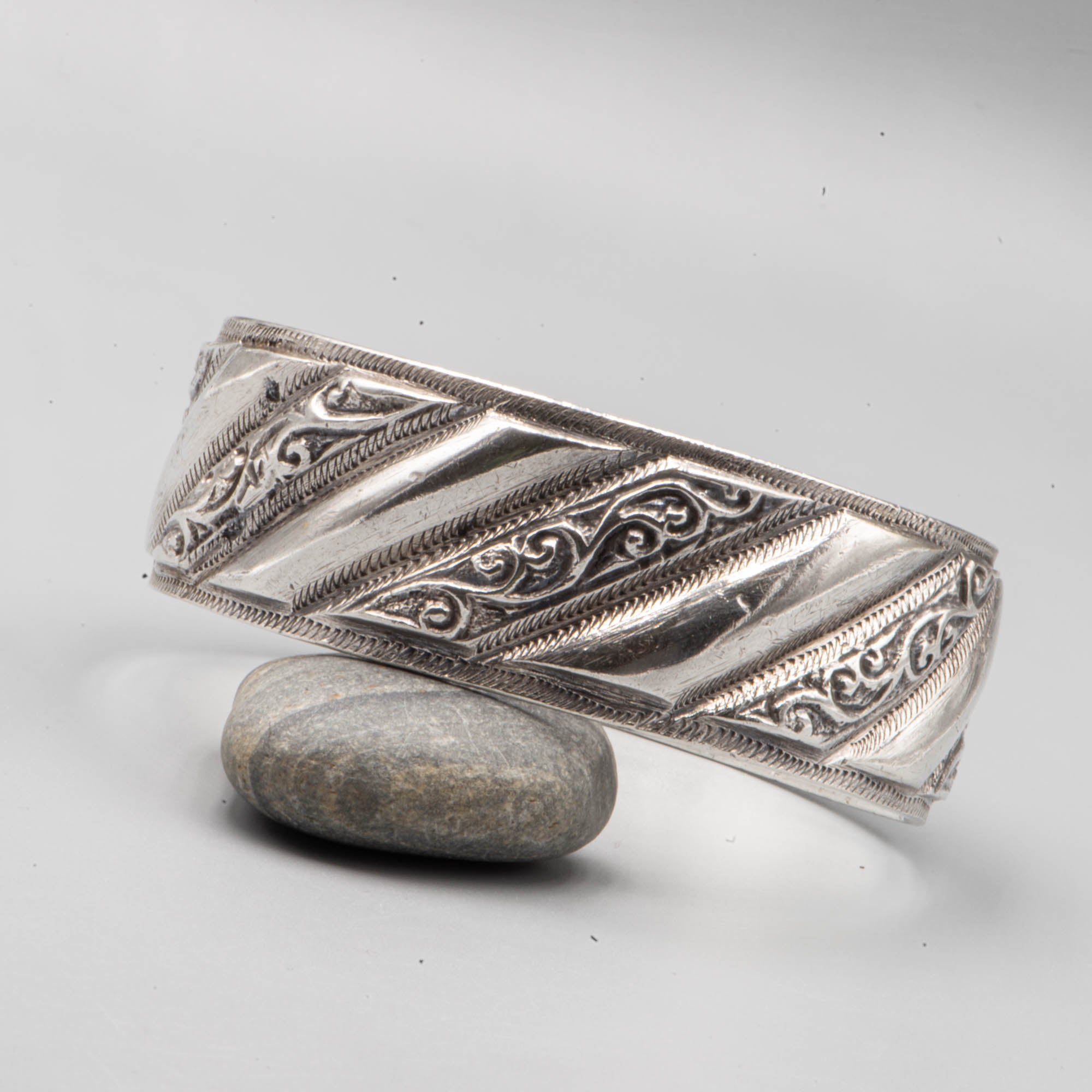Silver Bracelet from Morocco Zaïan Tribe