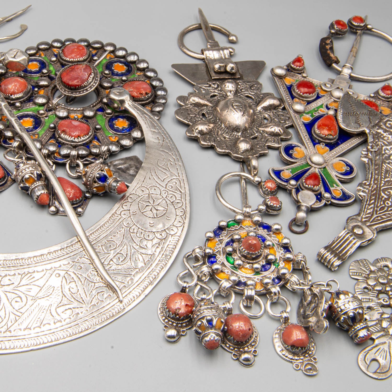 Brooches and Fibulae