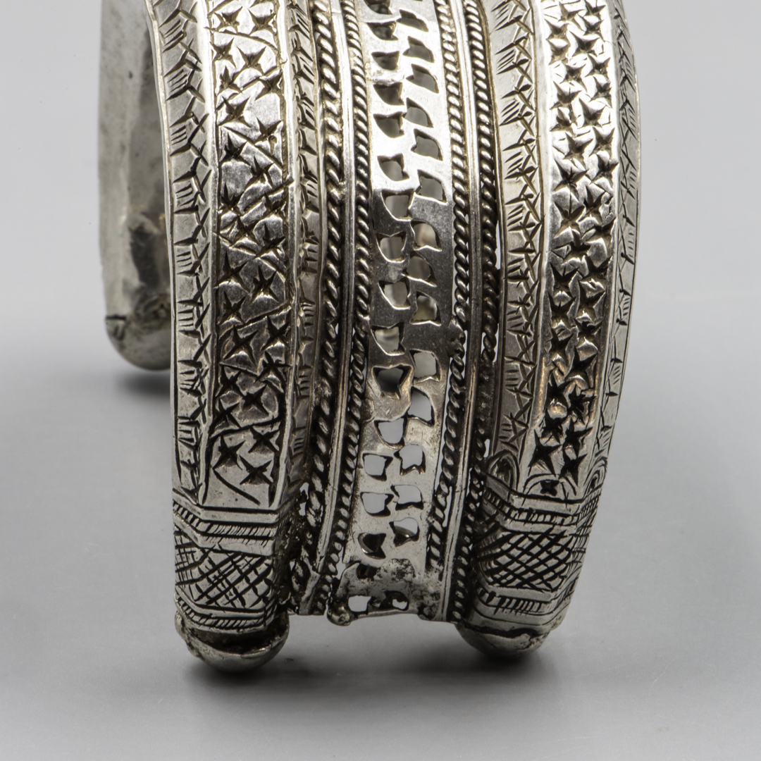 Antique Silver Bazuband Upper Arm Bracelet – North India – 19th Century