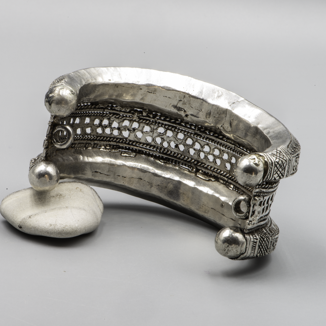 Antique Silver Bazuband Upper Arm Bracelet – North India – 19th Century