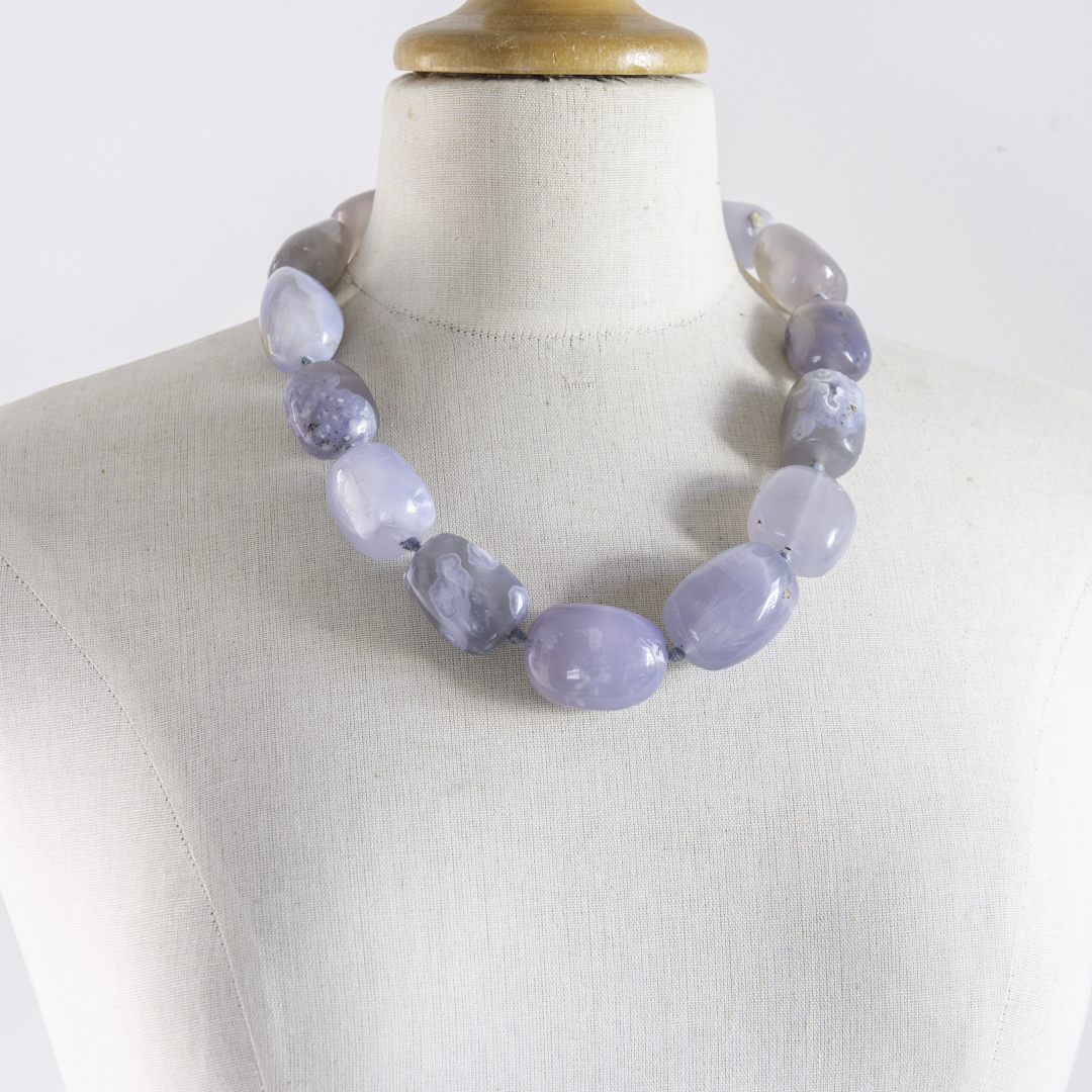 Exceptional Blue Chalcedony Necklace – 14 Large Natural Agate Beads