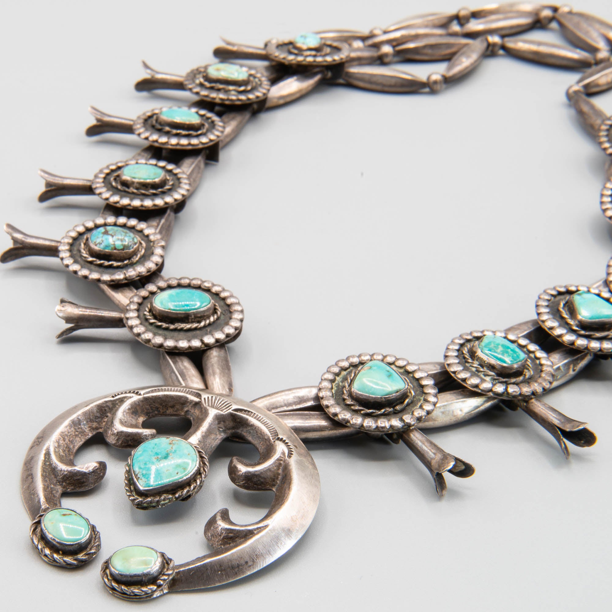 Vintage Navajo Turquoise Sterling Silver Squash Blossom necklace