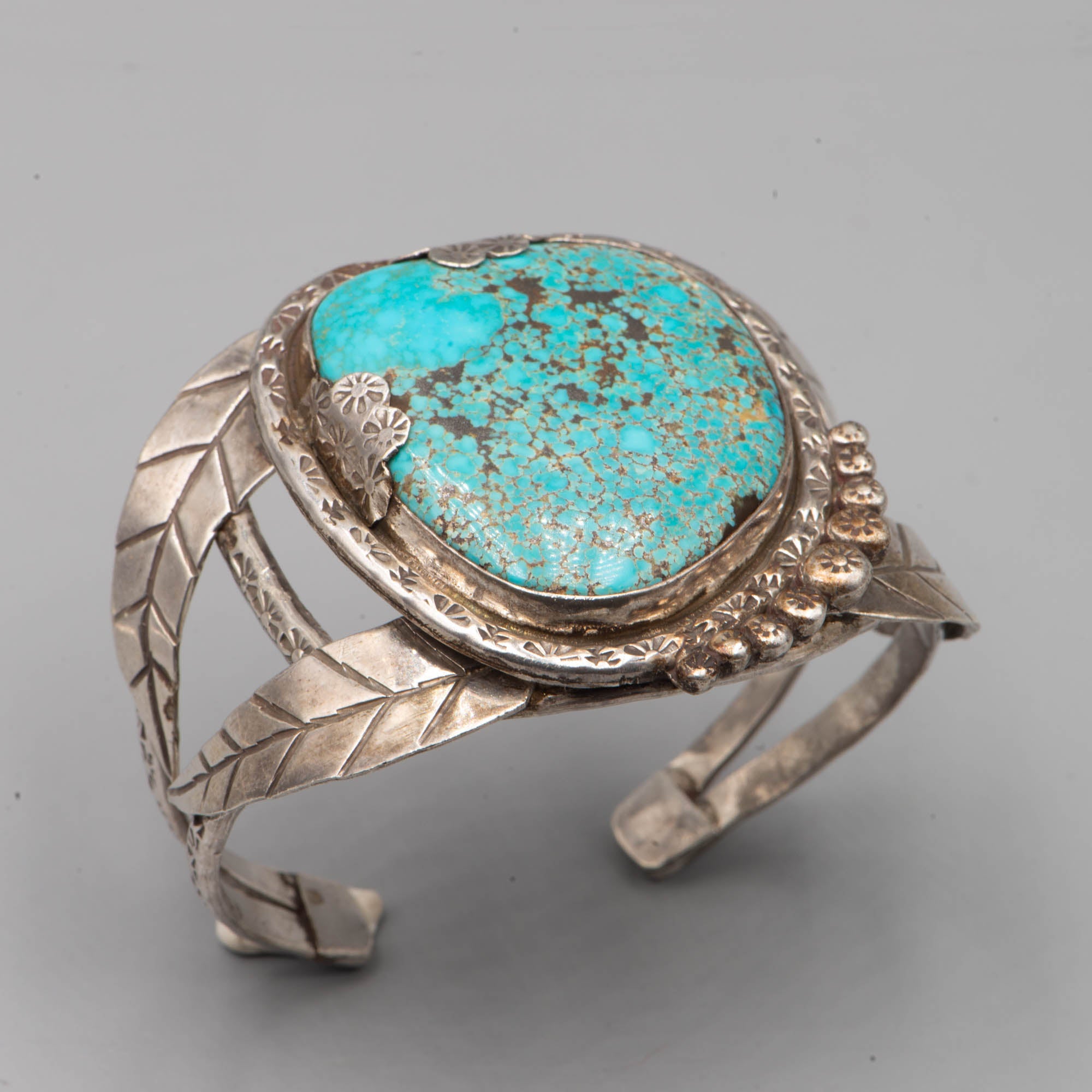 Ancien Amérindien - Navajo - Grande Turquoise - Bracelet manchette en argent sterling