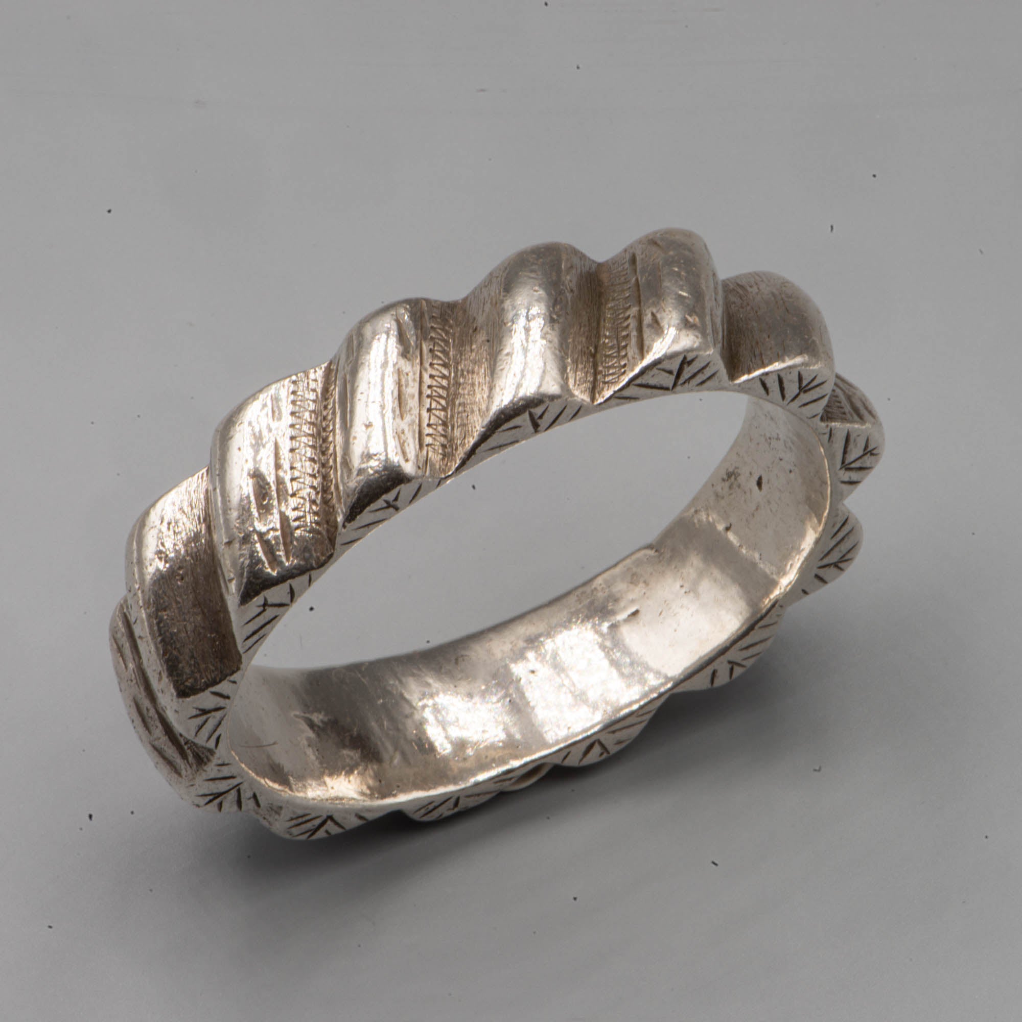 Bracelet en argent peuple Aît Atta, Maroc